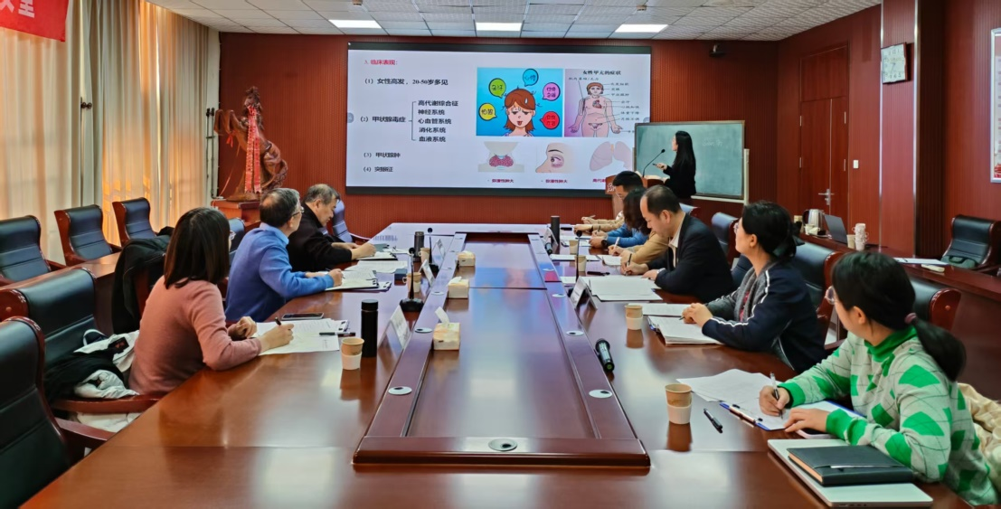 黄色网址大全
举办2025年新教师试...